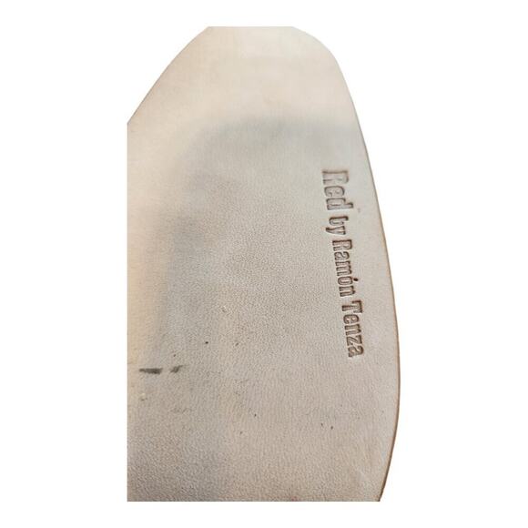 Red by Ramon Tenza leather heels made in Spain cream gold square heel shoes vtg - Picture 16 of 16